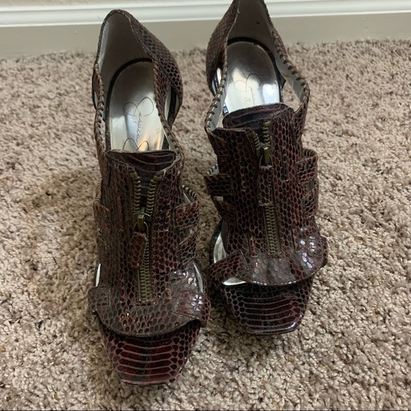 Jessica Simpson Trendy Snakeskin Heels Size 8 - Picture 2 of 5